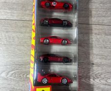 Ferrari 5- Pack hot wheels