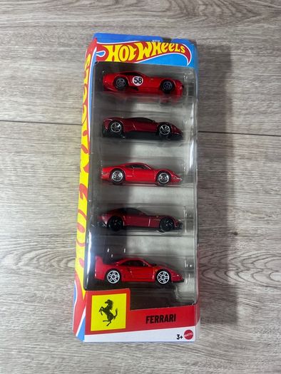 Ferrari 5- Pack hot wheels