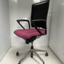Variety of office chairs Image 3