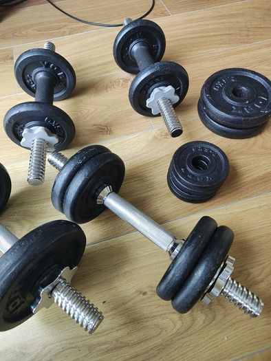 adjustable dumbbells