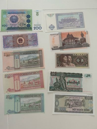 Banknote 10 Pcs Unc Condition