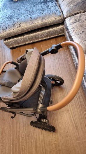 Maxi Cosi Nova3 Pushchair, Tinca car seat, Jade & isofix base