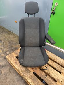 Renault master 2021 drivers seat