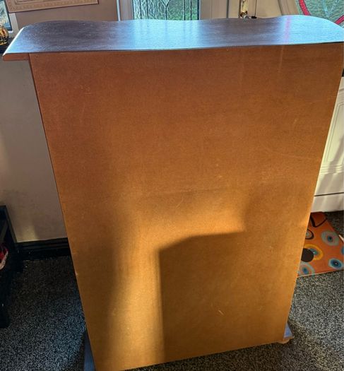 vintage mahogany-style open bookcase/display shelf