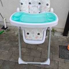 Adjustable baby seat