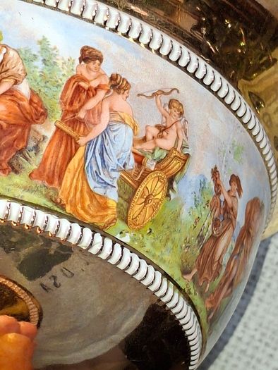 Beautiful Old Large Italian Porcelain Bowl Hand made in Italy Florentine, Very rare to get in this condition, no chips or cracks, Postage Available or Collection