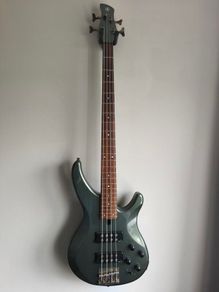 Yamaha Trbx304