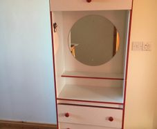 childs dressing table