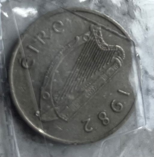 Irish 5p 1982