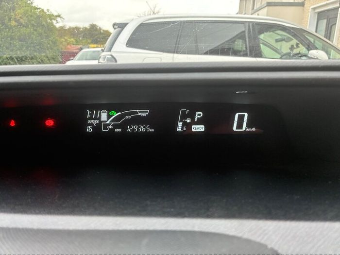 2016 Toyota Aqua Petrol Hybrid Auto LONG TAX & NCT