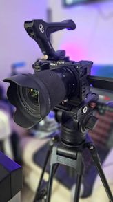Sony A6700 Sigma 16mm F1.4 lens bundle