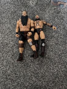 WWE figures War Raiders