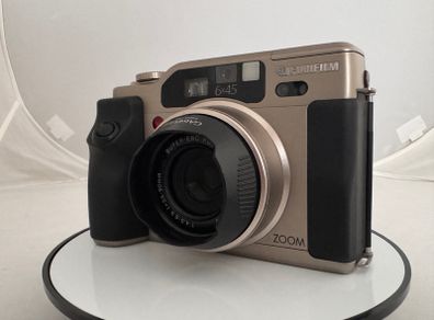 Fujifilm GA645Zi Professional Medium Format Camera. Only 600 Exposures. Complete Kit