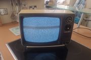Retro - television  12" B&amp;W UHF Hinari portable TV from 80s