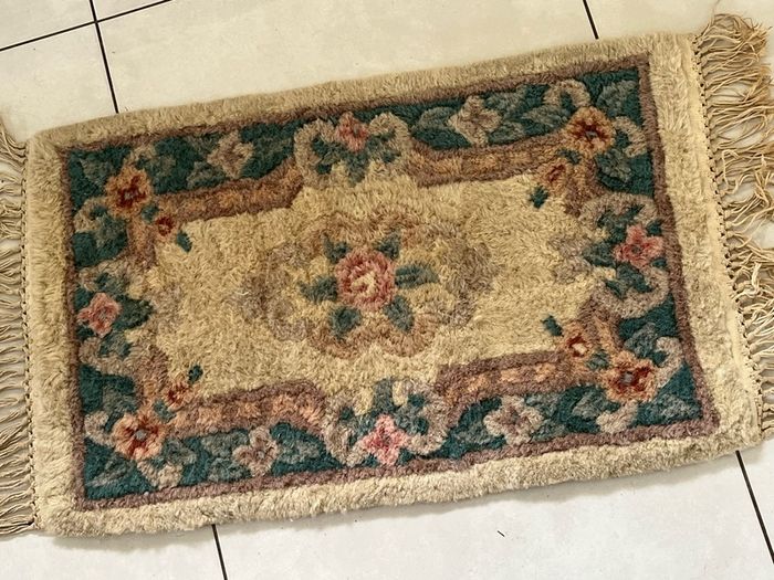 wool rug