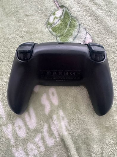 PS5 controller