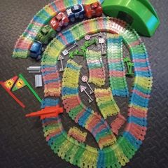Race track and cars