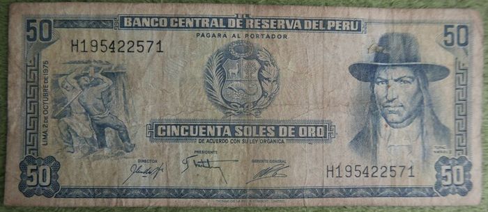 Variety of 10 Different Foreign Banknotes most of Peru