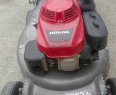 Honda HRD 536 Hydrostatic self drive roller lawnmower with 23 inch aluminium deck, in excellent working condition, which starts first pull.
