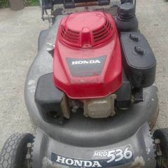 Honda HRD 536 Hydrostatic self drive roller lawnmower with 23 inch aluminium deck, in excellent working condition, which starts first pull.