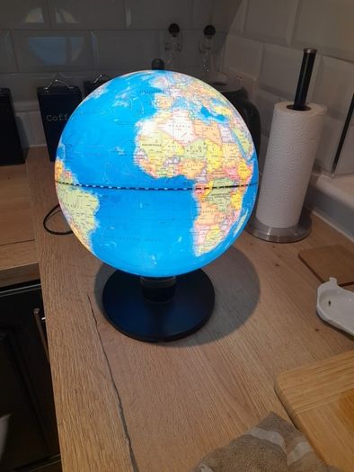 light up globe