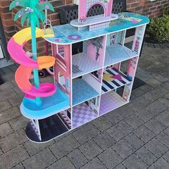 lol doll house for free