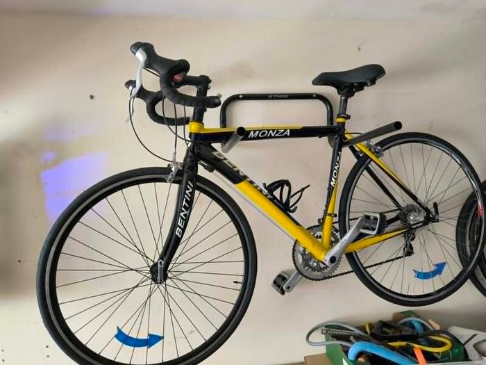 Bentini road bike