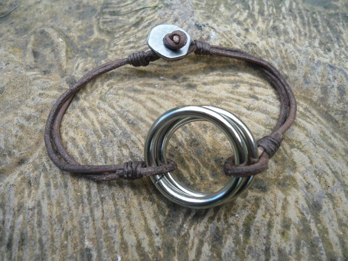 New Brown Leather Bracelet with Metal ring. On Trend Mens SurferJewellery