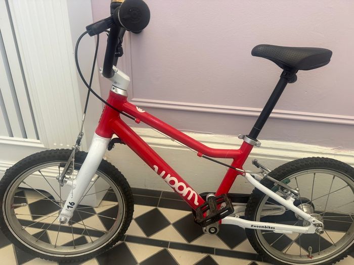 Woom 3 Kids bike - red