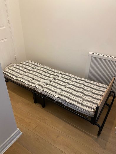 folding bed