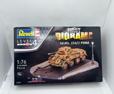 Revell First Diorama Sd. Kfz 234/2 Puma