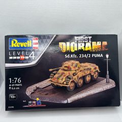 Revell First Diorama Sd. Kfz 234/2 Puma