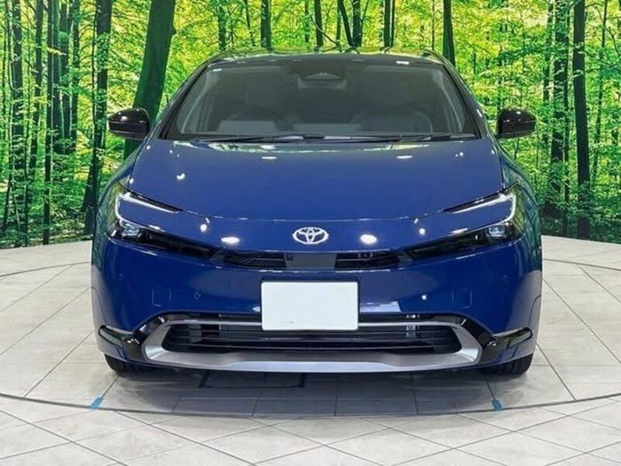 2024 Toyota Prius Hybrid Z  2.0L