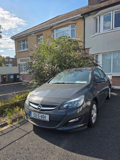 opel astra 2013