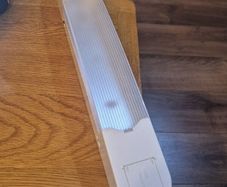 Bathroom wall light