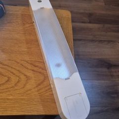 Bathroom wall light