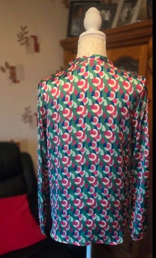Gallery Geo Print Blouse  Size UK 8 EU 36  Colourful Long Sleeve Top