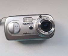 Samsung Digimax A4 compact digital camera