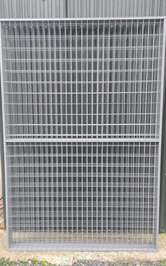 Mesh panels
