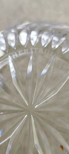 3 DIFFERENT ITMES- 1- Vintage Tangerine Orange Glass Vase. 28.00 euro. 2- Clear cut crystal or pressed glass with a spiral/ribbed optical design.15.00 euro. 3- Small bowl murano style as trinckelt dish or decoertive piece 25.00 euro.