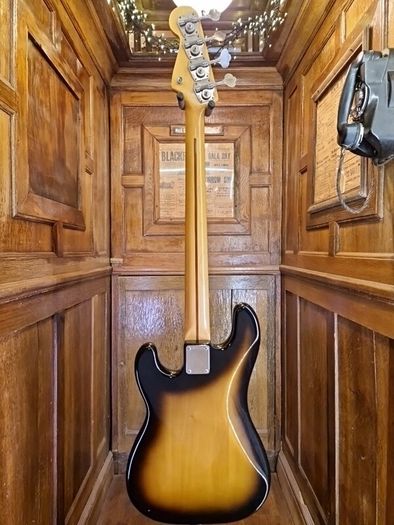 Squier Precision Bass 1982-84