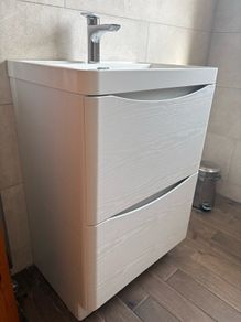 Bathroom Vanity & Basin
