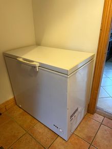 Belling chest freezer 202L