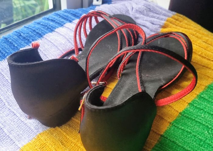 Brand new black red Latin dance shoes size UK 3 or 4