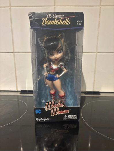 DC Wonderwoman bombshells Action figure