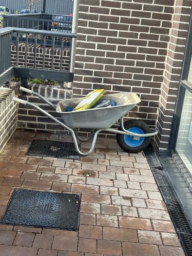 wheelbarrow
