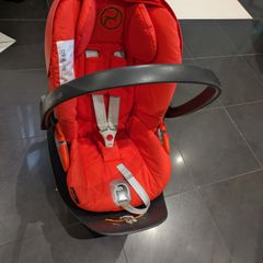 Cybex Cloud Z Baby Car Seat with base isofix raincover i-Size nad accessories
