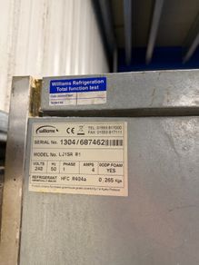 Commercial Free Standing Williams Fridge