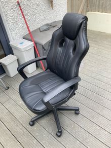 gaming chair