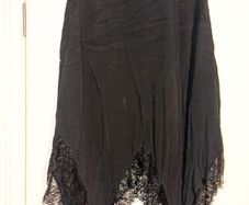 Beautiful dipped hem with lace midi skirt